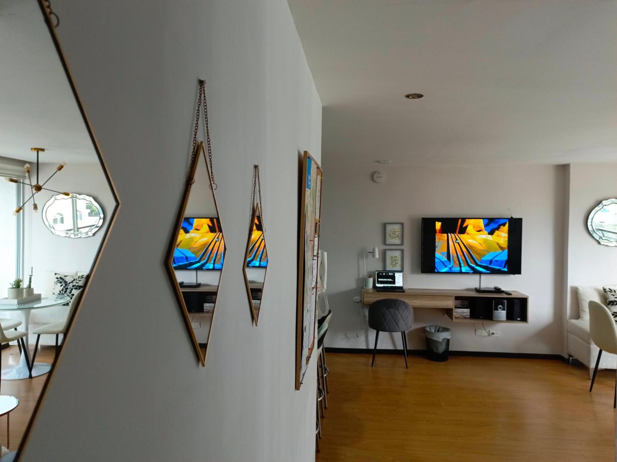 Downtown Quito - Balcony - Gym - Parking - 7Thfloor Apartment Luaran gambar